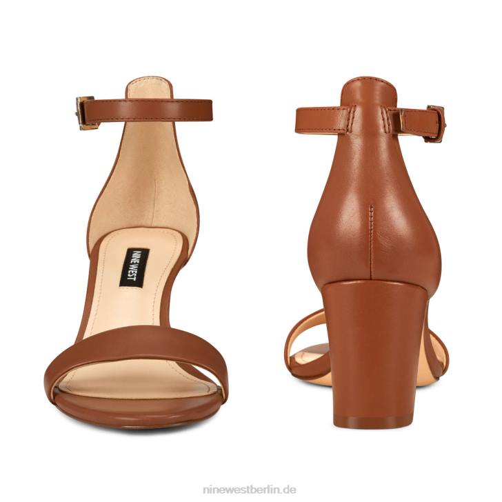 Nine West RR2J2404Pruce-Sandalen mit Blockabsatz und Knöchelriemen hellbraunes Leder