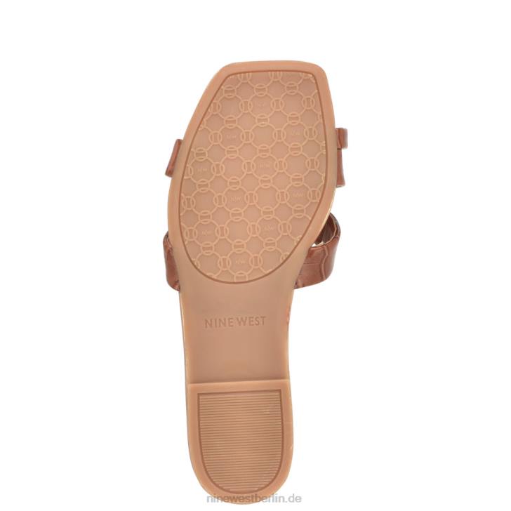 Nine West RR2J1073Gepunktete flache Slide-Sandalen sattes, kaffeegeprägtes Krokomuster