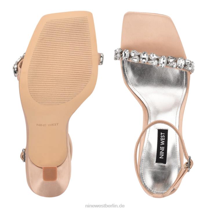 Nine West RR2J376Yazmin-Knöchelriemen-Kleidersandalen natürlicher satinierter Kristall